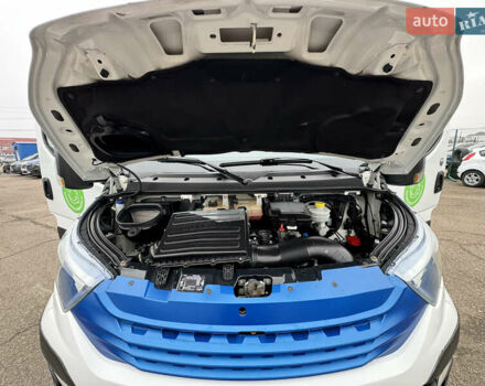 Белый Ивеко Дейли, объемом двигателя 3 л и пробегом 240 тыс. км за 22000 $, фото 109 на Automoto.ua