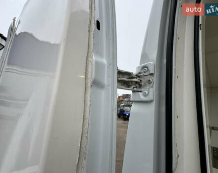 Белый Ивеко Дейли, объемом двигателя 3 л и пробегом 240 тыс. км за 22000 $, фото 91 на Automoto.ua