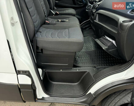 Белый Ивеко Дейли, объемом двигателя 3 л и пробегом 240 тыс. км за 22000 $, фото 59 на Automoto.ua