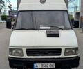 Белый Ивеко Дейли, объемом двигателя 2.5 л и пробегом 700 тыс. км за 5600 $, фото 4 на Automoto.ua