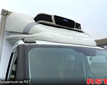 Белый Ивеко Дейли, объемом двигателя 2.5 л и пробегом 300 тыс. км за 10000 $, фото 1 на Automoto.ua