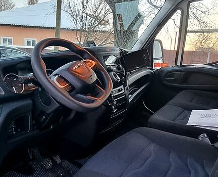 Белый Ивеко Дейли, объемом двигателя 3 л и пробегом 246 тыс. км за 32000 $, фото 5 на Automoto.ua