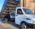 Белый Ивеко Дейли, объемом двигателя 2.5 л и пробегом 170 тыс. км за 7900 $, фото 1 на Automoto.ua