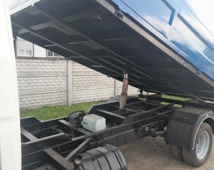 Белый Ивеко Дейли, объемом двигателя 2.29 л и пробегом 222 тыс. км за 12000 $, фото 2 на Automoto.ua