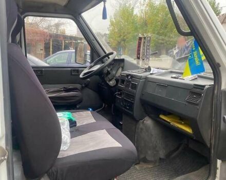 Белый Ивеко Дейли, объемом двигателя 2.8 л и пробегом 650 тыс. км за 5500 $, фото 4 на Automoto.ua