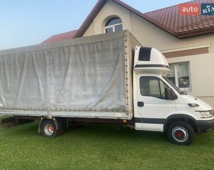 Белый Ивеко Дейли, объемом двигателя 3 л и пробегом 800 тыс. км за 16300 $, фото 1 на Automoto.ua