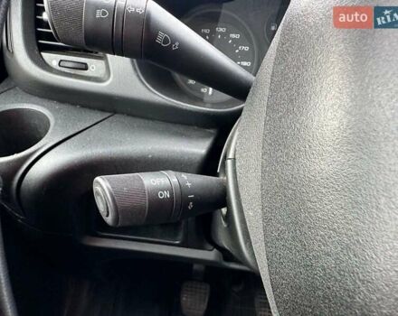 Білий Івеко Дейлі, об'ємом двигуна 3 л та пробігом 466 тис. км за 26600 $, фото 24 на Automoto.ua