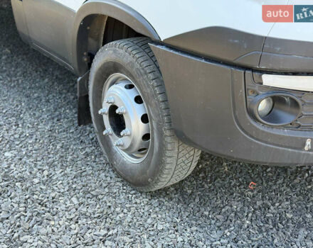 Белый Ивеко Дейли, объемом двигателя 3 л и пробегом 669 тыс. км за 25400 $, фото 6 на Automoto.ua