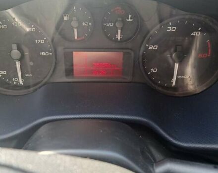 Білий Івеко Дейлі, об'ємом двигуна 3 л та пробігом 559 тис. км за 26600 $, фото 4 на Automoto.ua