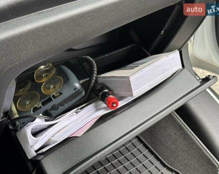Білий Івеко Дейлі, об'ємом двигуна 3 л та пробігом 294 тис. км за 36600 $, фото 55 на Automoto.ua