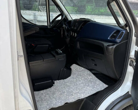 Белый Ивеко Дейли, объемом двигателя 3 л и пробегом 723 тыс. км за 30000 $, фото 22 на Automoto.ua