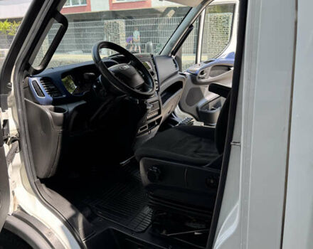 Белый Ивеко Дейли, объемом двигателя 3 л и пробегом 723 тыс. км за 30000 $, фото 17 на Automoto.ua