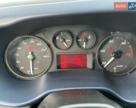 Білий Івеко Дейлі, об'ємом двигуна 3 л та пробігом 249 тис. км за 30000 $, фото 13 на Automoto.ua