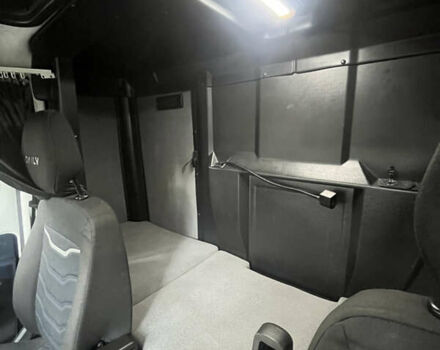 Белый Ивеко Дейли, объемом двигателя 3 л и пробегом 334 тыс. км за 25800 $, фото 10 на Automoto.ua