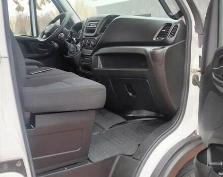 Белый Ивеко Дейли, объемом двигателя 3 л и пробегом 314 тыс. км за 30000 $, фото 8 на Automoto.ua