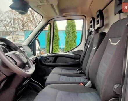 Белый Ивеко Дейли, объемом двигателя 3 л и пробегом 314 тыс. км за 30000 $, фото 4 на Automoto.ua