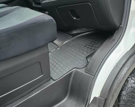 Білий Івеко Дейлі, об'ємом двигуна 3 л та пробігом 250 тис. км за 41500 $, фото 12 на Automoto.ua