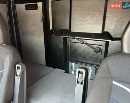 Білий Івеко Дейлі, об'ємом двигуна 3 л та пробігом 350 тис. км за 49798 $, фото 1 на Automoto.ua