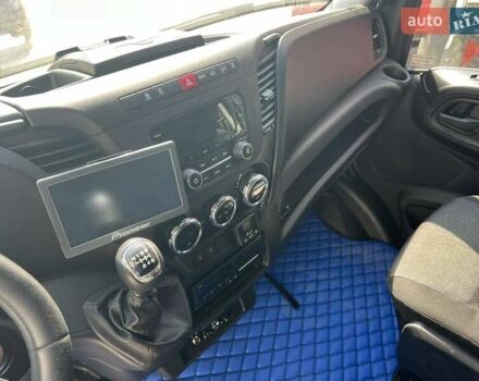 Білий Івеко Дейлі, об'ємом двигуна 3 л та пробігом 350 тис. км за 49798 $, фото 13 на Automoto.ua
