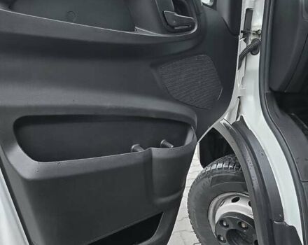 Білий Івеко Дейлі, об'ємом двигуна 3 л та пробігом 250 тис. км за 41500 $, фото 16 на Automoto.ua