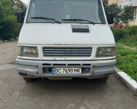 Белый Ивеко Дейли, объемом двигателя 2.4 л и пробегом 100 тыс. км за 2999 $, фото 1 на Automoto.ua