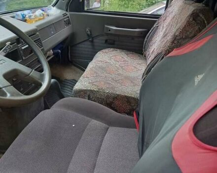 Белый Ивеко Дейли, объемом двигателя 2.4 л и пробегом 100 тыс. км за 2999 $, фото 6 на Automoto.ua