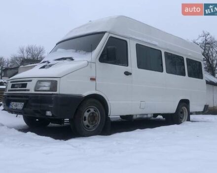 Білий Івеко Дейлі, об'ємом двигуна 2.5 л та пробігом 462 тис. км за 4500 $, фото 2 на Automoto.ua