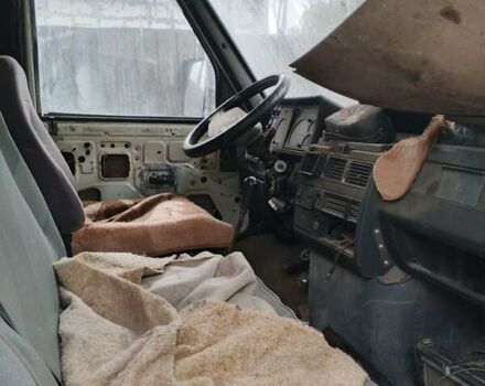 Белый Ивеко Дейли, объемом двигателя 2.8 л и пробегом 505 тыс. км за 1400 $, фото 6 на Automoto.ua