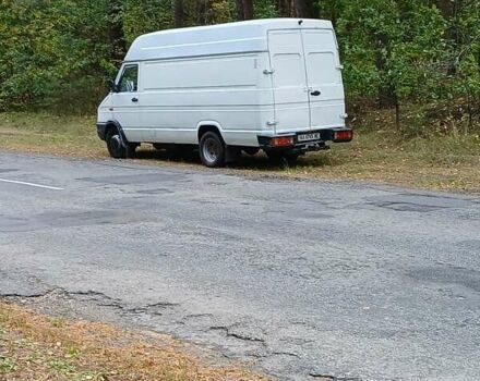 Белый Ивеко Дейли, объемом двигателя 2.9 л и пробегом 970 тыс. км за 4500 $, фото 1 на Automoto.ua
