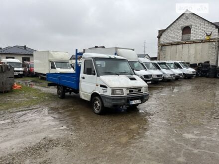 Белый Ивеко Дейли, объемом двигателя 2.5 л и пробегом 280 тыс. км за 3900 $, фото 1 на Automoto.ua