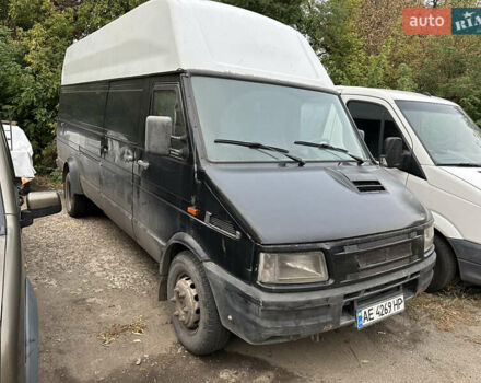 Ивеко Дейли 1998 в Днепре (Днепропетровске) на Automoto.ua Белый Ивеко Дейли, объемом двигателя 0 л и пробегом 622 тыс. км за 6900 $, фото 1 на Automoto.ua