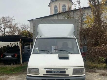 Белый Ивеко Дейли, объемом двигателя 2.8 л и пробегом 650 тыс. км за 5500 $, фото 1 на Automoto.ua