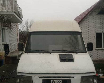 Белый Ивеко Дейли, объемом двигателя 0 л и пробегом 500 тыс. км за 2500 $, фото 1 на Automoto.ua