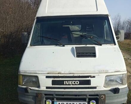 Білий Івеко Дейлі, об'ємом двигуна 2.8 л та пробігом 100 тис. км за 2300 $, фото 1 на Automoto.ua