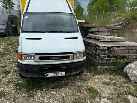 Белый Ивеко Дейли, объемом двигателя 2.8 л и пробегом 400 тыс. км за 6300 $, фото 1 на Automoto.ua