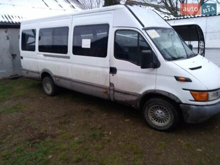Білий Івеко Дейлі, об'ємом двигуна 2.8 л та пробігом 600 тис. км за 5300 $, фото 1 на Automoto.ua