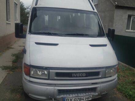 Белый Ивеко Дейли, объемом двигателя 2.8 л и пробегом 300 тыс. км за 3700 $, фото 1 на Automoto.ua