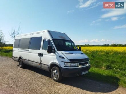 Белый Ивеко Дейли, объемом двигателя 2.8 л и пробегом 320 тыс. км за 6650 $, фото 1 на Automoto.ua
