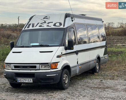 Білий Івеко Дейлі, об'ємом двигуна 2.8 л та пробігом 300 тис. км за 3500 $, фото 1 на Automoto.ua