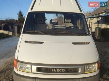 Белый Ивеко Дейли, объемом двигателя 2.8 л и пробегом 297 тыс. км за 5500 $, фото 1 на Automoto.ua