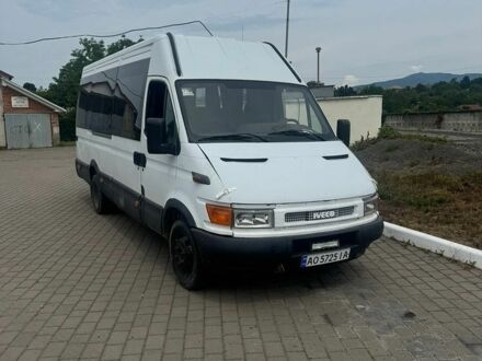 Белый Ивеко Дейли, объемом двигателя 2.8 л и пробегом 400 тыс. км за 3850 $, фото 1 на Automoto.ua