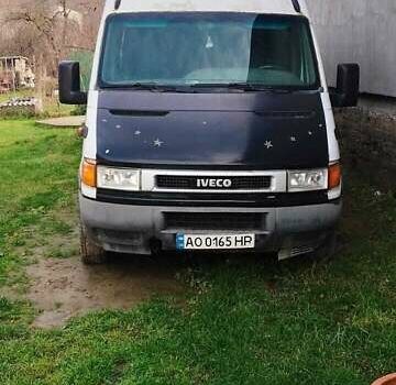 Белый Ивеко Дейли, объемом двигателя 2.8 л и пробегом 400 тыс. км за 2700 $, фото 1 на Automoto.ua