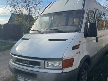 Белый Ивеко Дейли, объемом двигателя 2.8 л и пробегом 200 тыс. км за 3200 $, фото 1 на Automoto.ua