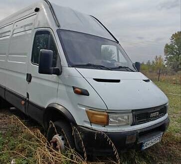 Ивеко Дейли 2001 в Днепре (Днепропетровске) на Automoto.ua Белый Ивеко Дейли, объемом двигателя 3 л и пробегом 300 тыс. км за 6500 $, фото 1 на Automoto.ua