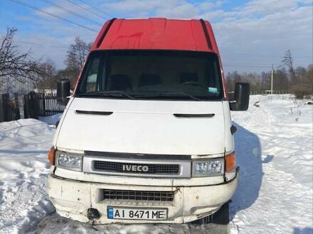 Белый Ивеко Дейли, объемом двигателя 2.8 л и пробегом 200 тыс. км за 3000 $, фото 1 на Automoto.ua