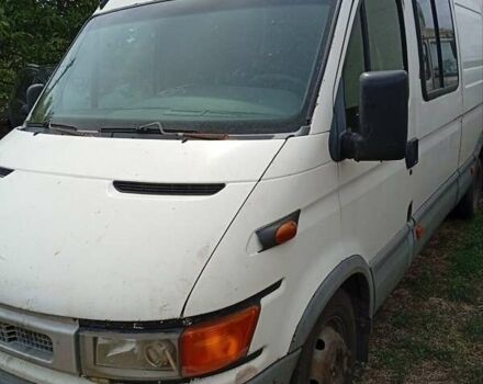 Белый Ивеко Дейли, объемом двигателя 2.8 л и пробегом 500 тыс. км за 3800 $, фото 1 на Automoto.ua