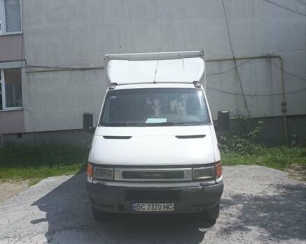 Білий Івеко Дейлі, об'ємом двигуна 2.8 л та пробігом 180 тис. км за 6500 $, фото 1 на Automoto.ua