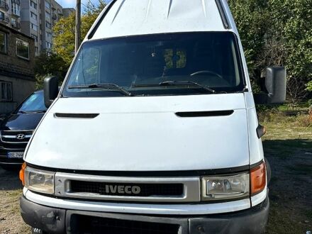 Білий Івеко Дейлі, об'ємом двигуна 2.8 л та пробігом 325 тис. км за 5500 $, фото 1 на Automoto.ua