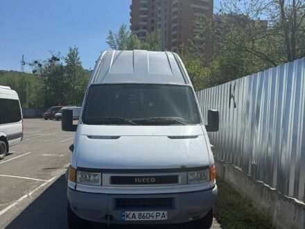 Белый Ивеко Дейли, объемом двигателя 2.8 л и пробегом 450 тыс. км за 6000 $, фото 1 на Automoto.ua
