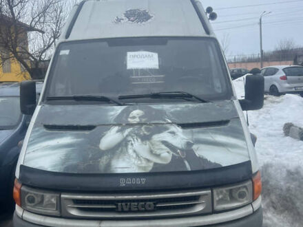 Белый Ивеко Дейли, объемом двигателя 2.8 л и пробегом 288 тыс. км за 5500 $, фото 1 на Automoto.ua